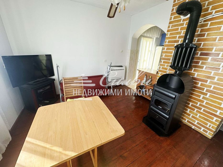 Продава се Етаж от къща в Търговище, Център - 96 кв.м за 1094 €/кв.м - Снимка #2