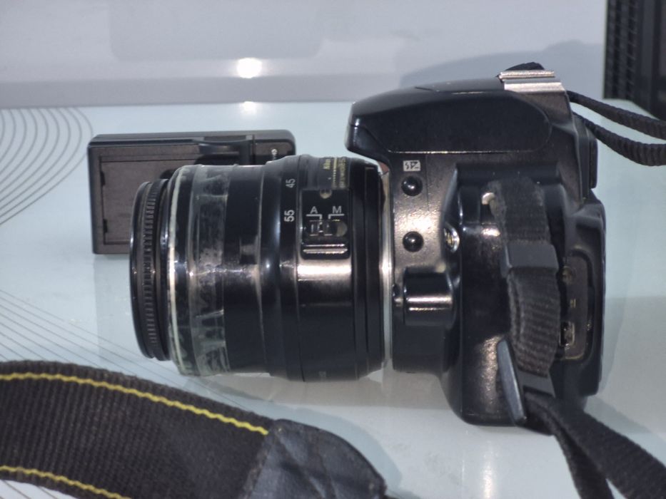 Nikon d40 + сумка батарейка зарядчик