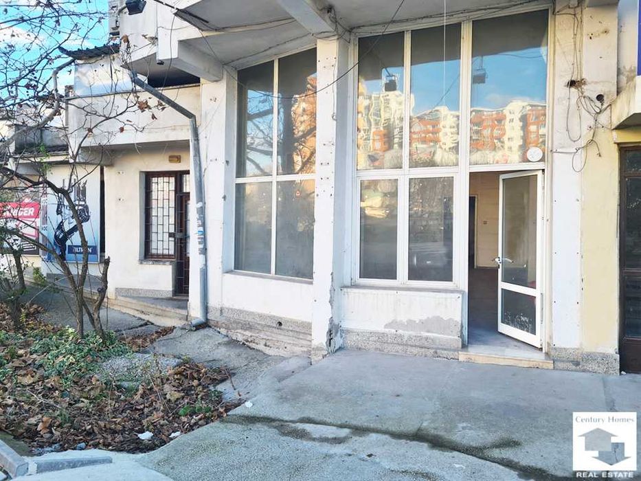 111372 Магазин със склад и санитарен възел във Велико Търново