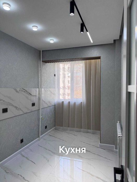 СУПЕР ЛОКАЦИЯ!Себзор 3 хона/3-этаж ЕВРОРЕМОНТ квартира сотилади!