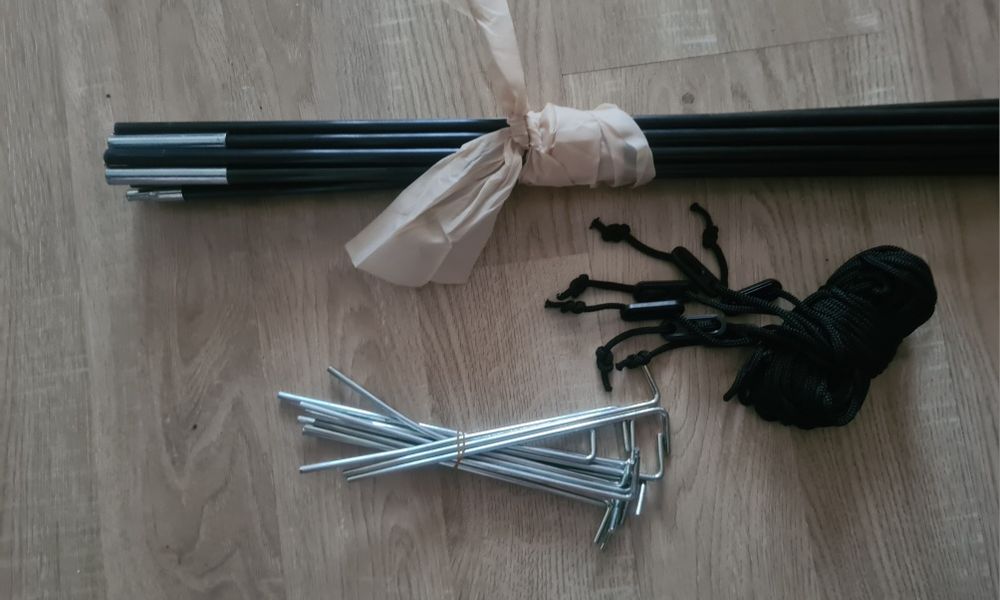 Bețe cort camping și alte accesorii