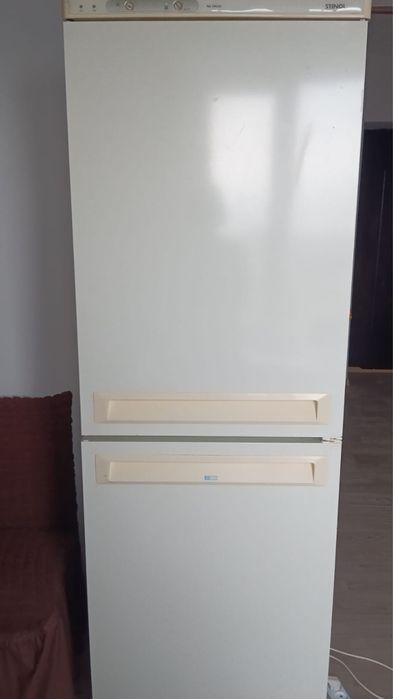 Холодильник рабочий