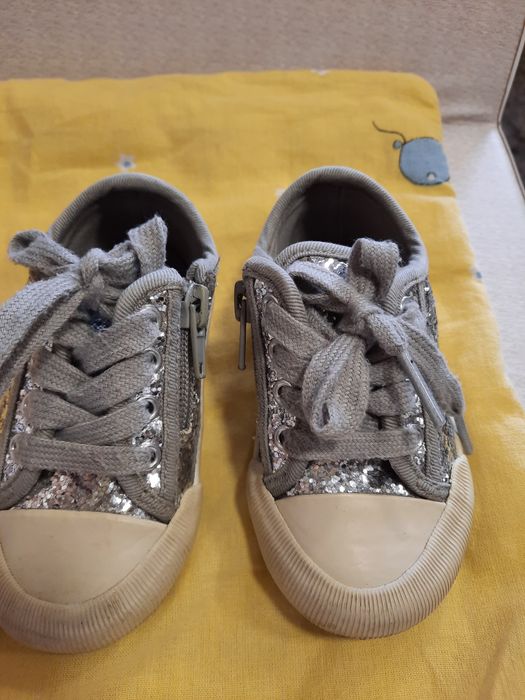 Детски обувки, гуменки, маратонки