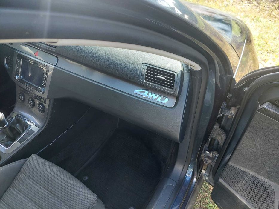 Volkswagen Passat SW 4x4 tractiune integrala