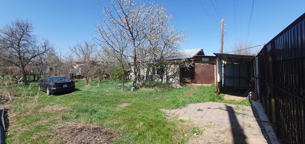 Продам дом дачу в Жандосова.