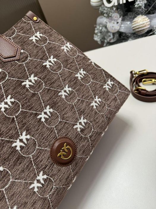 Уникална дамска чанта Пинко