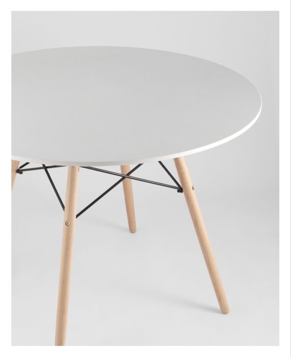 Стол круглый белый