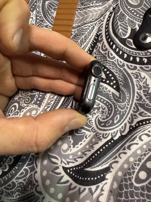 Vand Apple watch 4 40 mm gray uzat