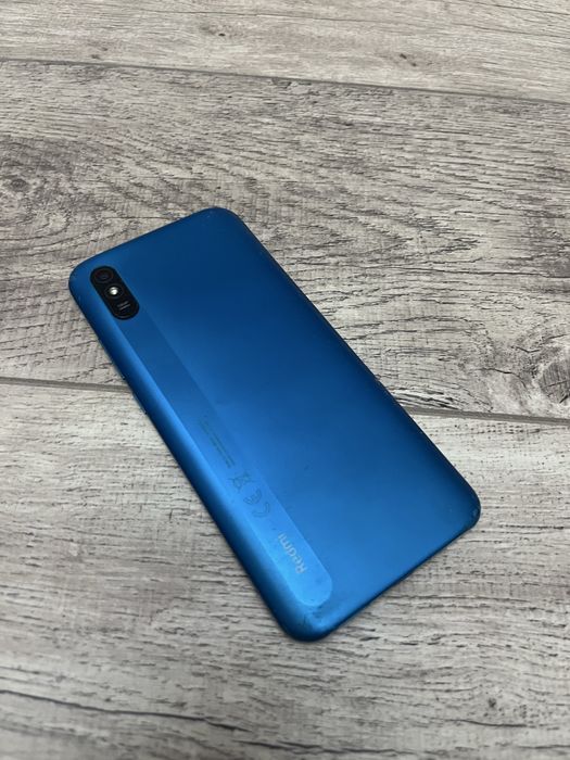 Телефон Redmi 9a синего цвета
