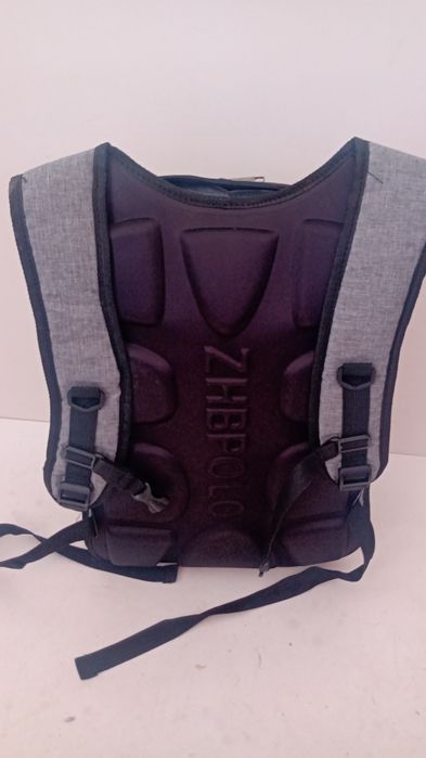 Анатомична раница за лаптоп 15,6" с USB / с безплатна доставка/