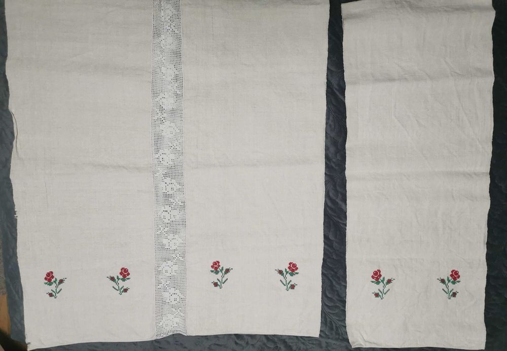 Ștergare vechi și fețe de masă