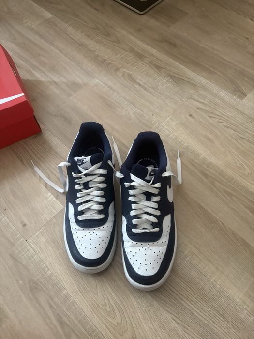 Продавам кецове Nike Court Vision Lo