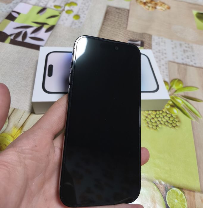 Продам iPhone 14 Pro в идеальном состоянии