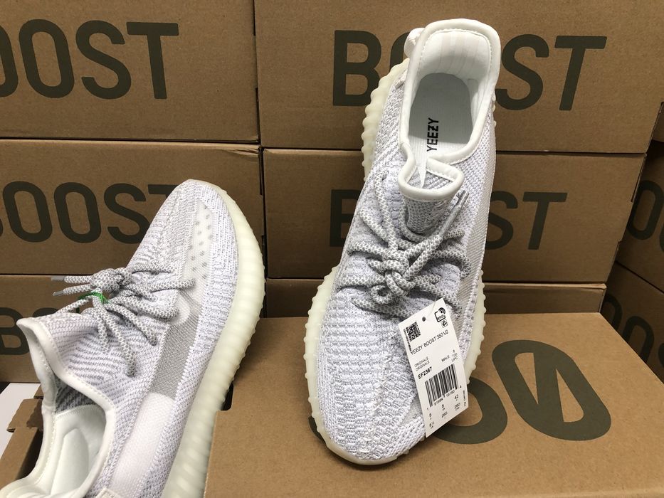 Yeezy 350 V2  Static Reflect - Static White Reflect Yeezy 350
