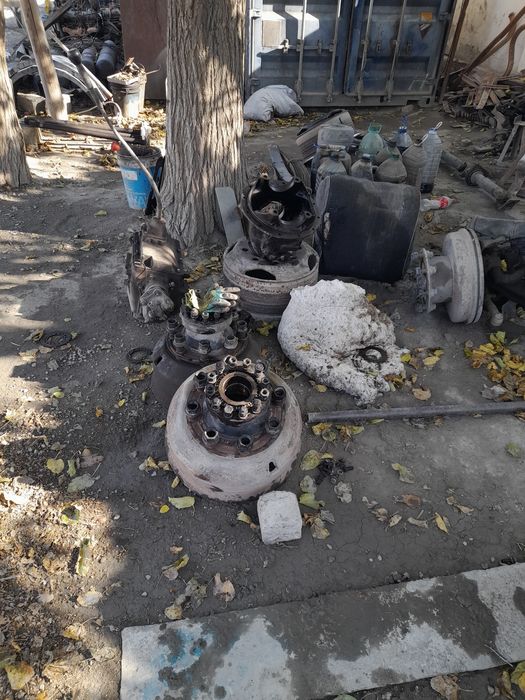 Зил запчастлар сотилади