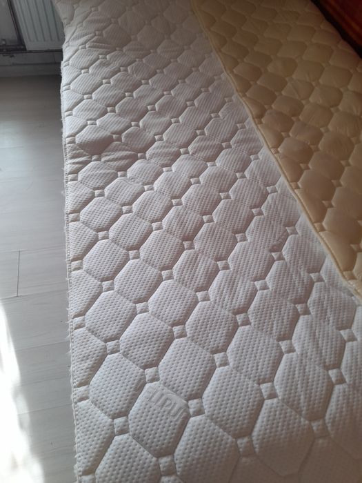 Topere cu spumă de memorie