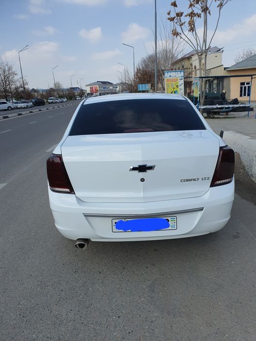 Срочни сотилади...