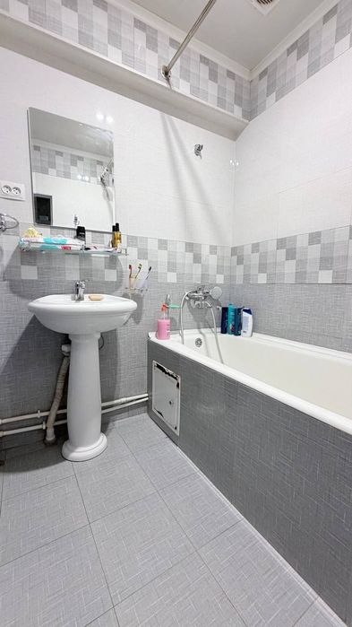 Продается 2х ком квартира, ориентир: Посольство Кореи,