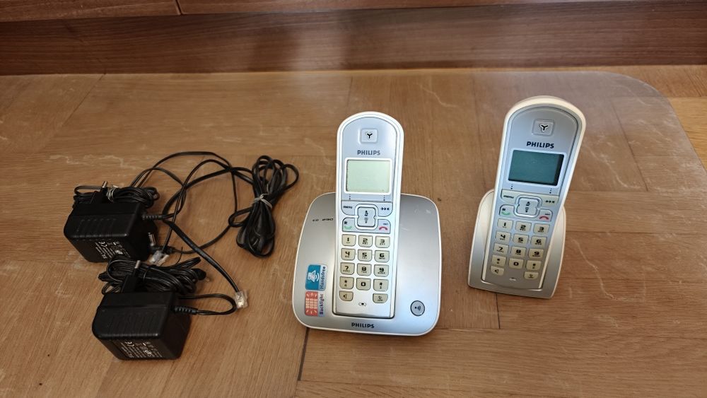 Безжичен DECT телефон Philips CD230