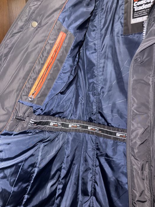 Продам зимнюю куртку