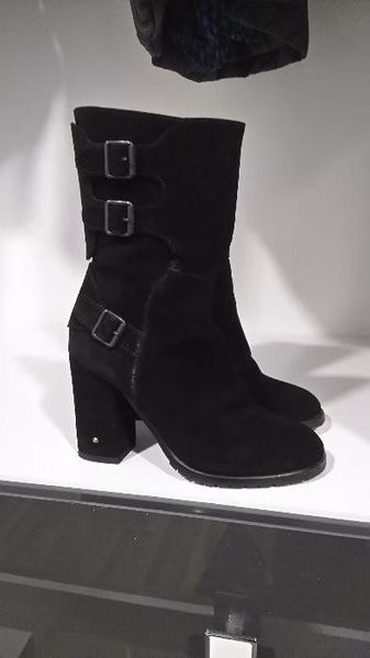 Боти Fornarina, и Tosca blu,  Liu jo, Nadit