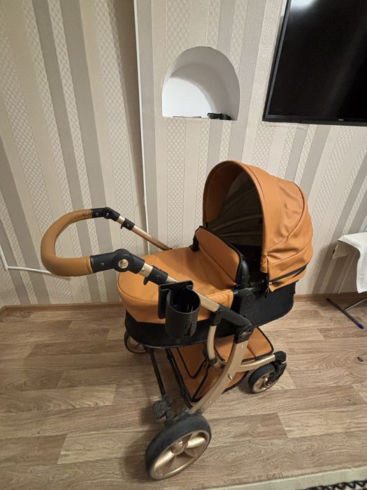 Продам детскую коляску