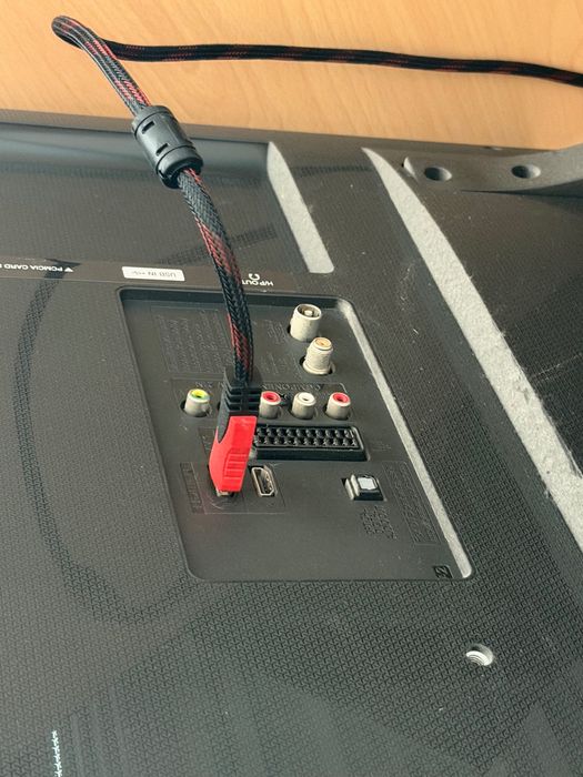 Телевизор LG 49 инча идеално състояние