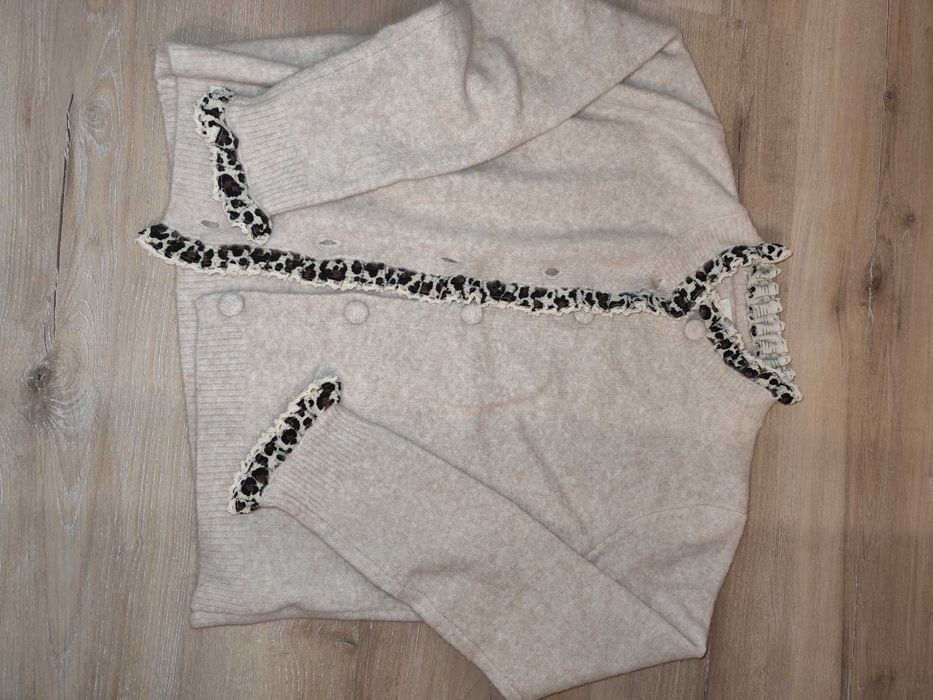 Продавам дамски дрехи