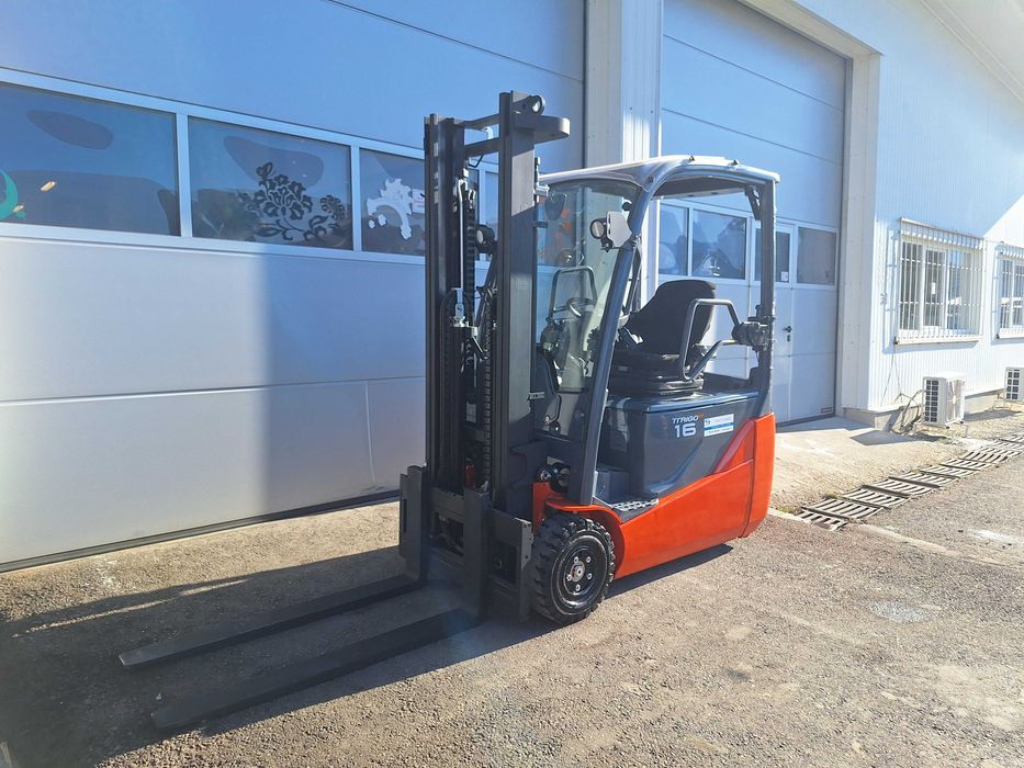 Електрокар Toyota 8FBE16T Дуплекс мачта със свободен ход - 3 300 мм