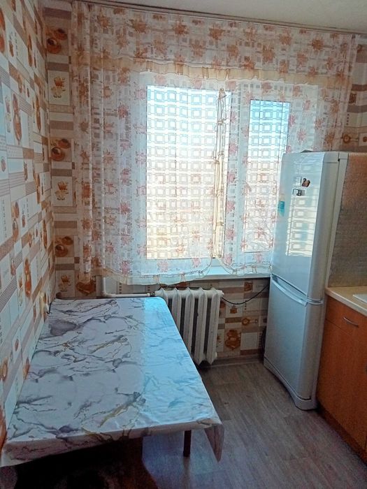 Продаю срочно трехкомн квартиру