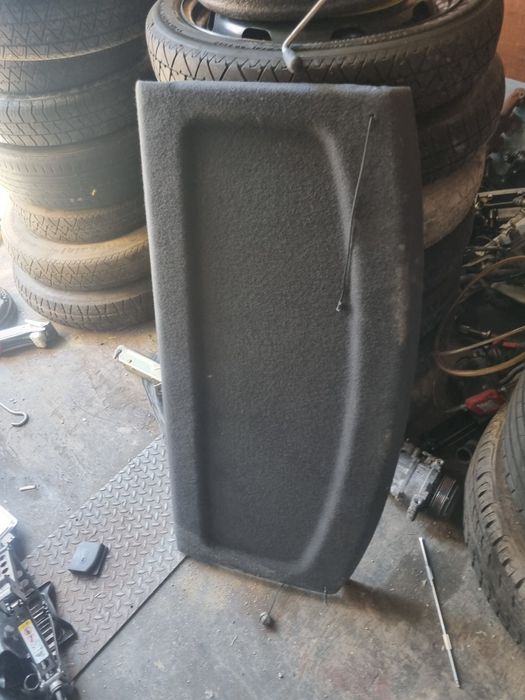 Кора за багажника за Vw Golf 6