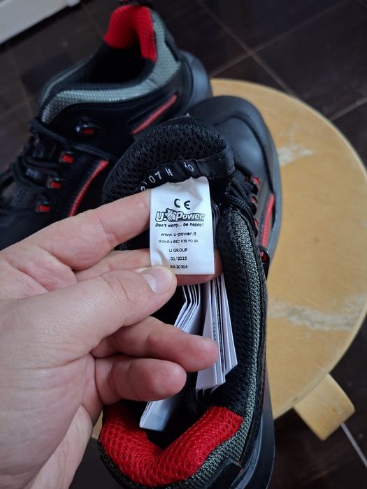 Vând Bocanci de lucru U-Power