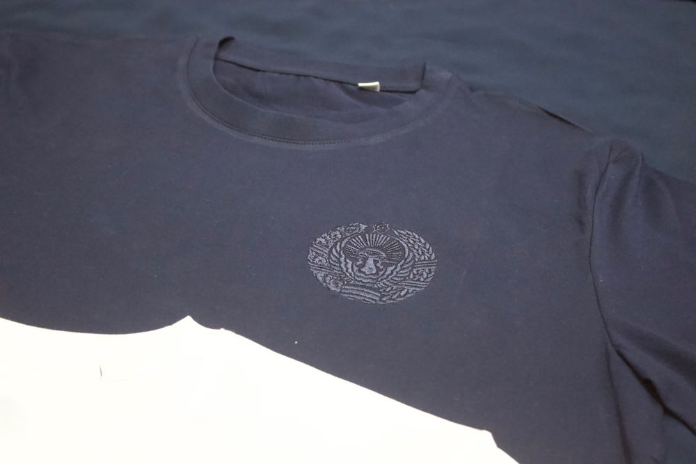 Футболка с гербом Узбекистана — стиль, качество и гордость страны