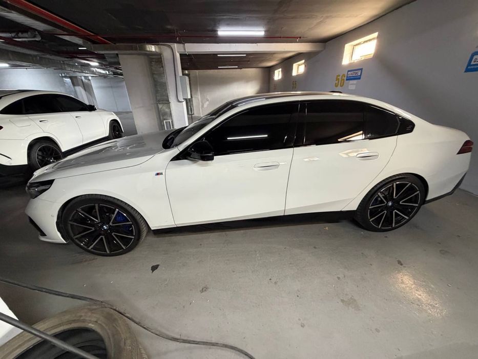 BMW 530i xDrive 2024