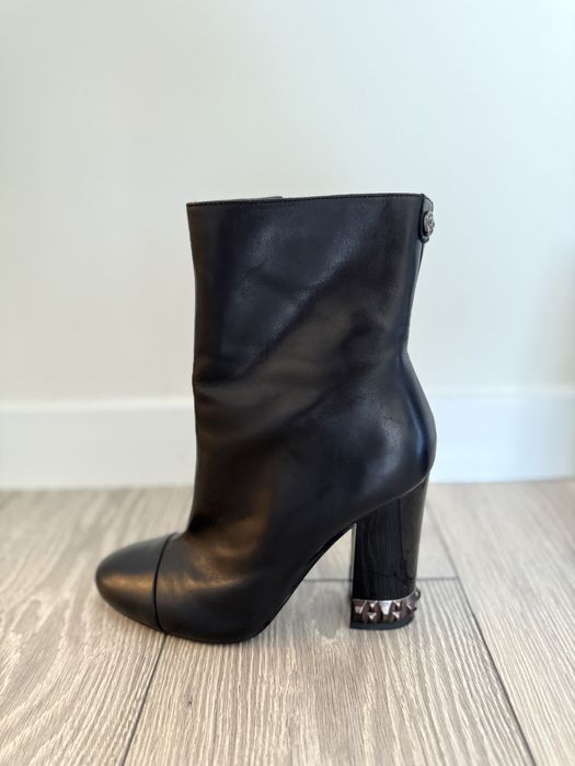 Ghete Guess cu toc gros