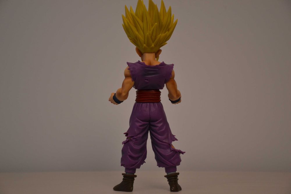De vanzare figurina Son Gohan - Dragon Ball Z