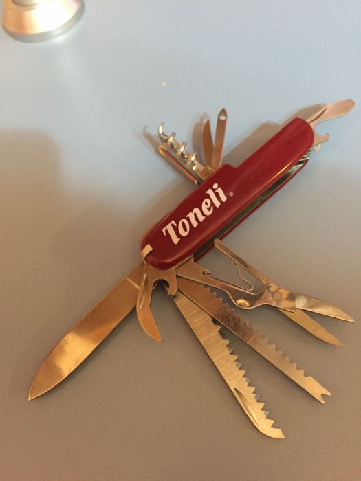Vind briceag Toneli multifunctional!
