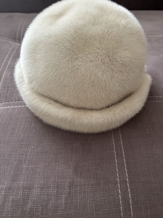 Продам шапки норковые