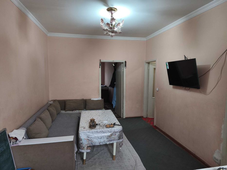 Kvartira sotiladi  4/2/4