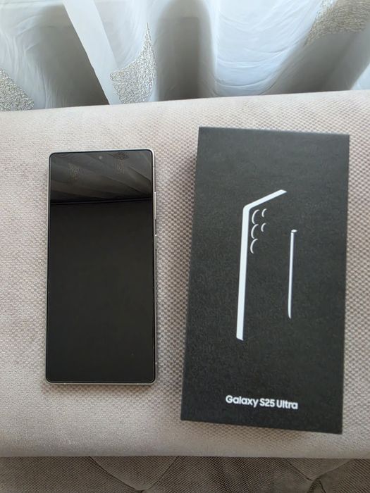 Vand Samsung Galaxy S25 Ultra