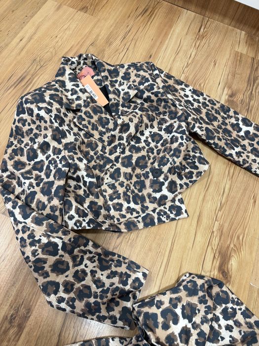 Дамски тигров комплект