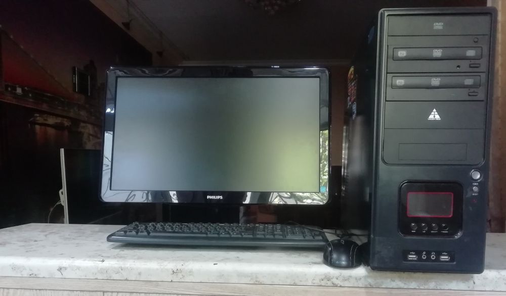 Продаётся настольный компьютер