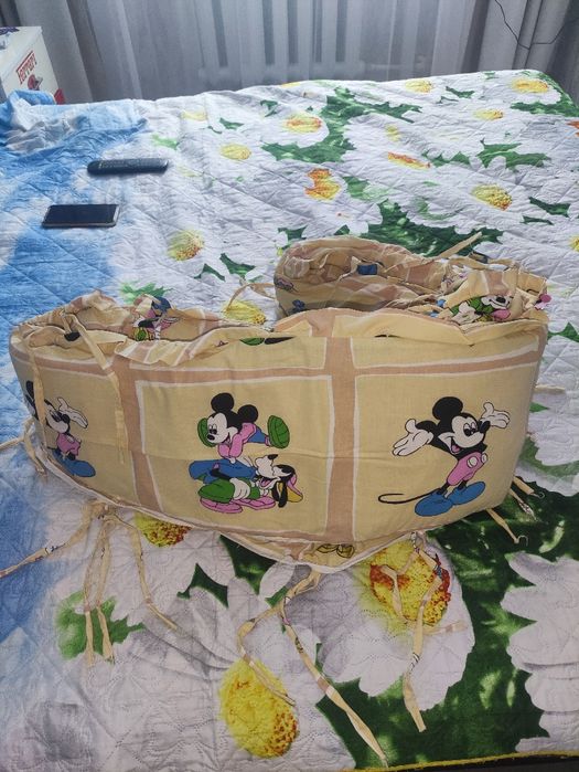 Кроватка детская черная