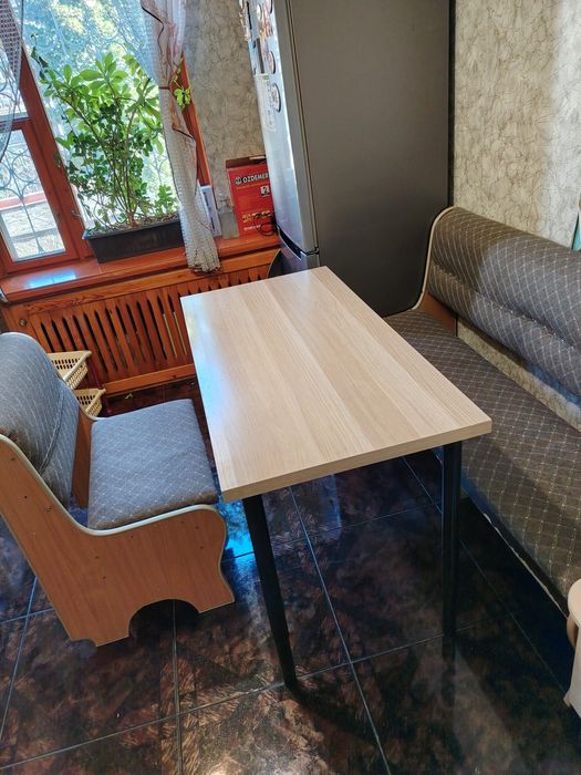 Стол  кухонный IKEA