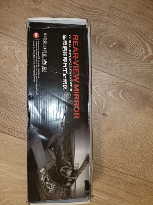 Oglinda retrovizoare cu camera