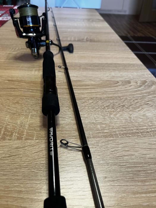 Макара U1 favorite 4000s и въдицата U1 favorite