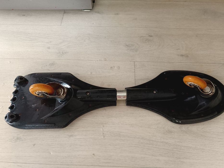 Продам скейт и пийнборт