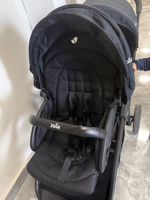 Продам коляску joie