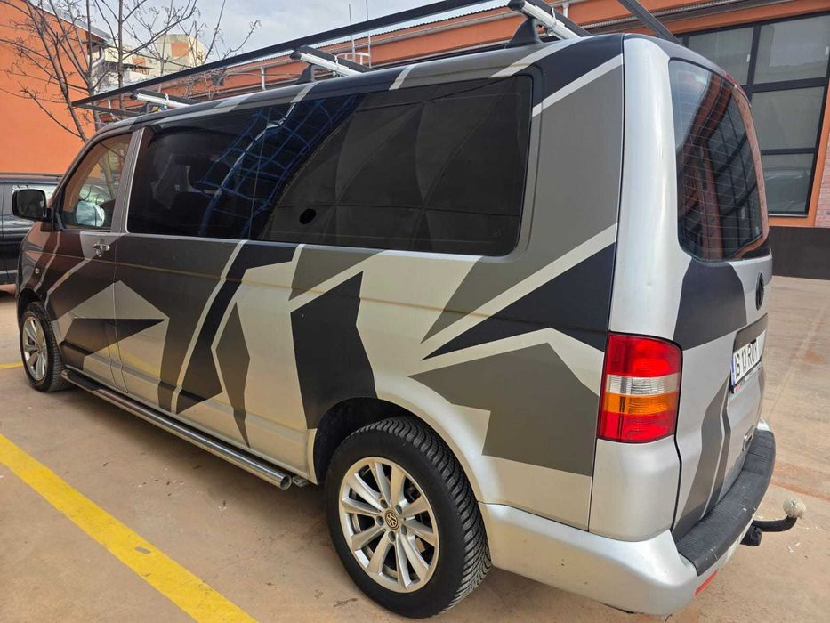 Vând Volkswagen Transporter T5 2008 cutie automata