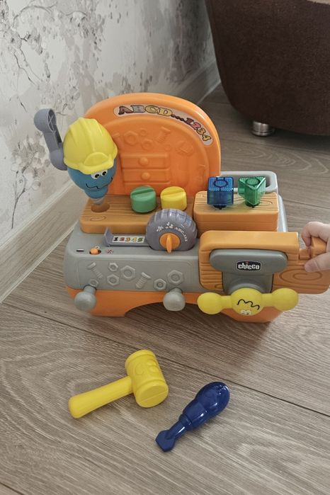 Игрушка Chicco Говорящий плотник